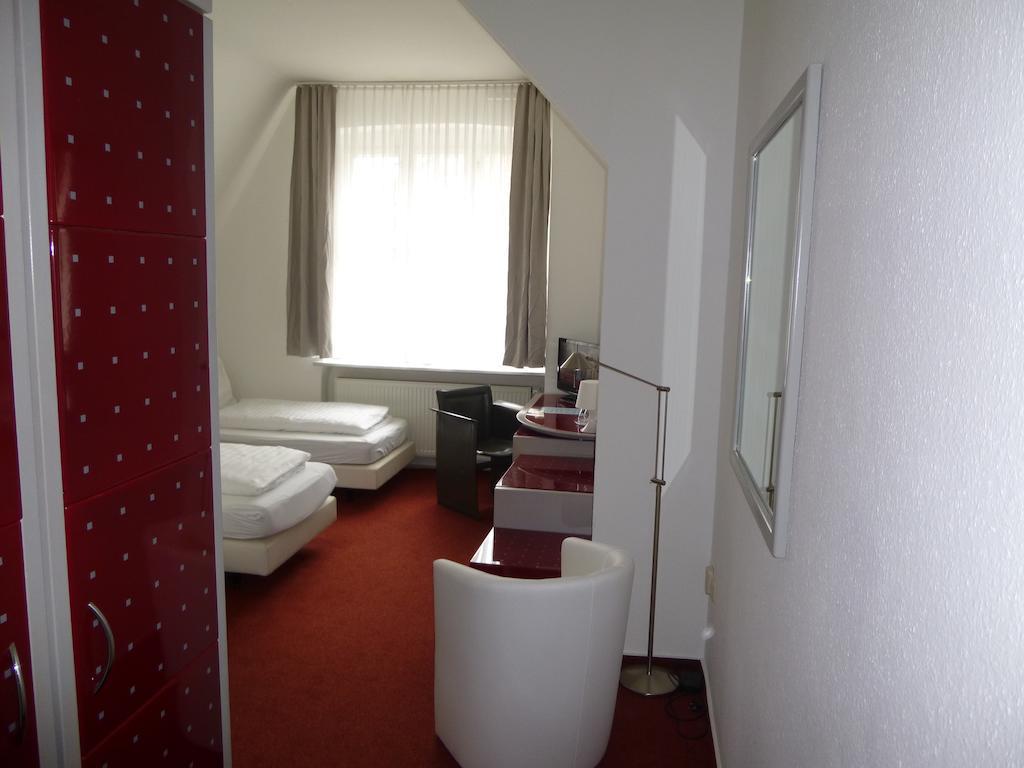 Hotel Adler Greifswald Rum bild